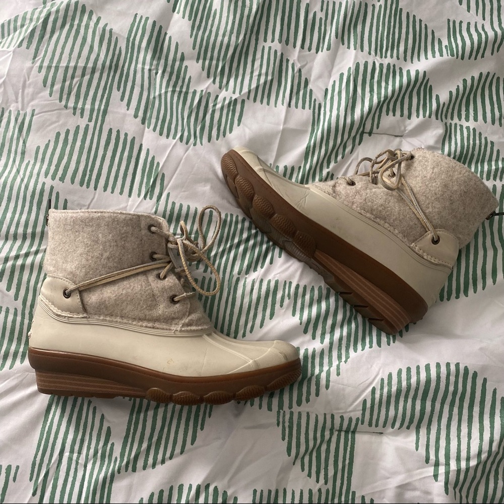 Sperry wedge duck boots white womens 9